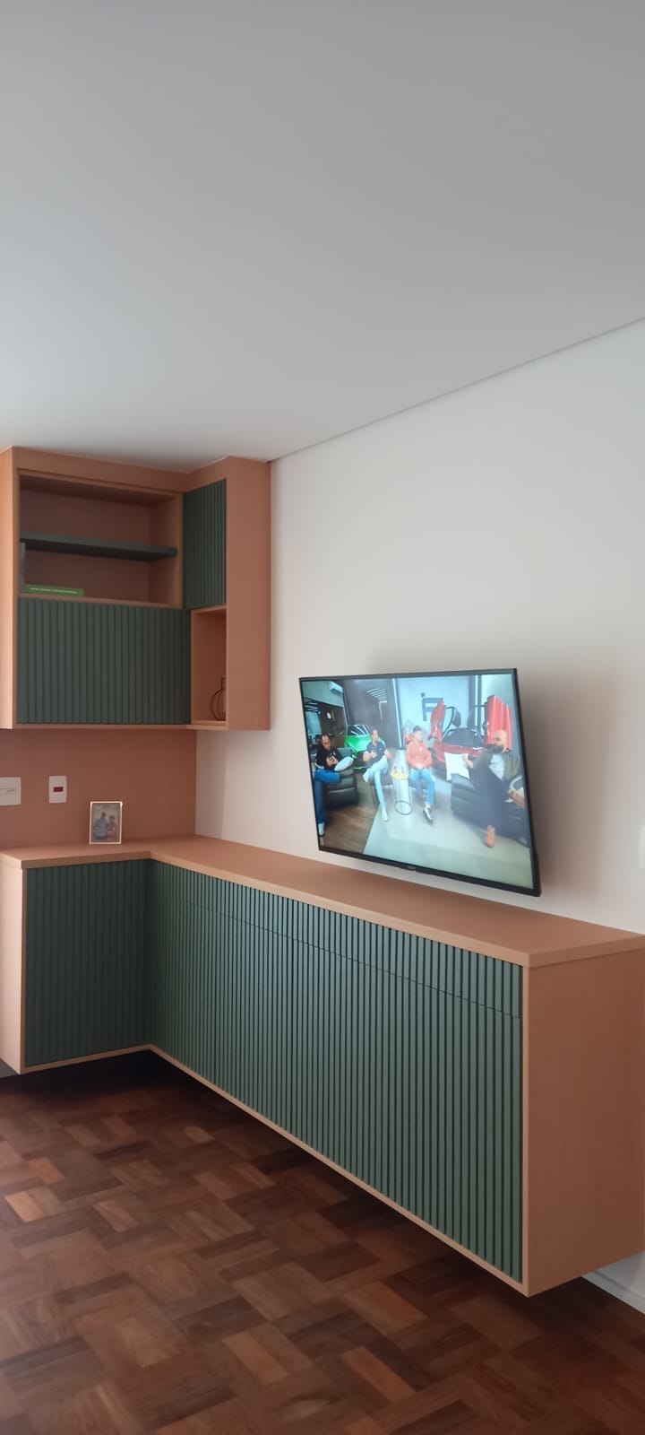 Painel TV Verde